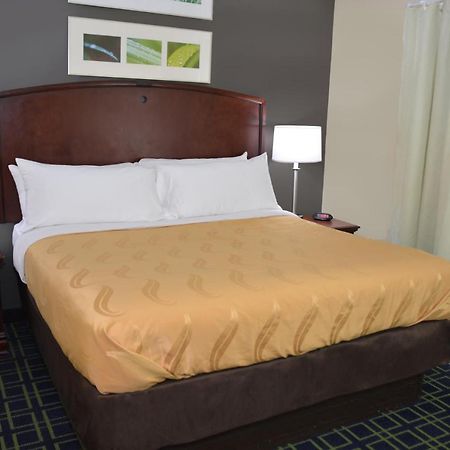 Quality Inn & Suites Dublin Exterior photo